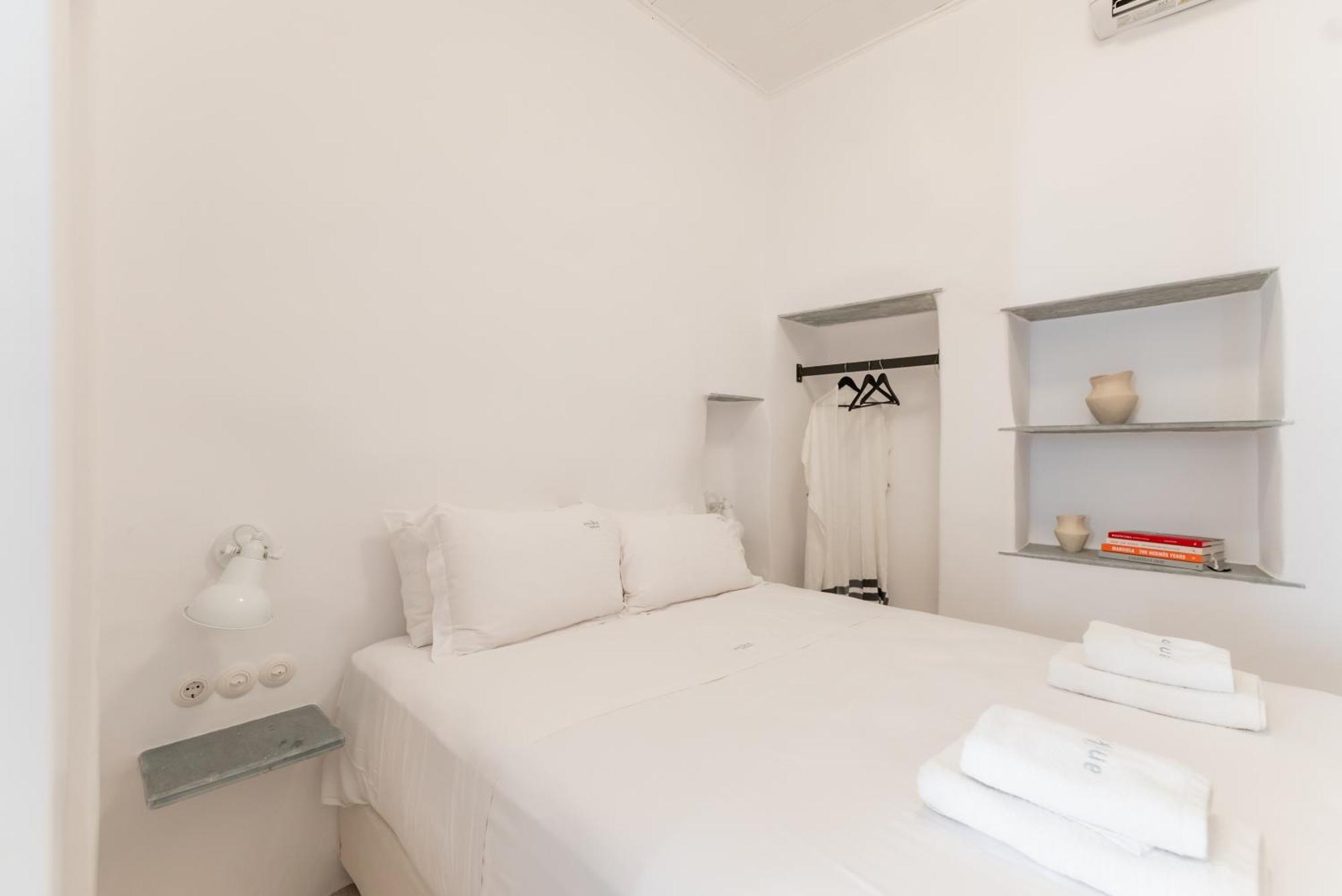 Aniko Suites White Alley Mykonos Town Exterior photo