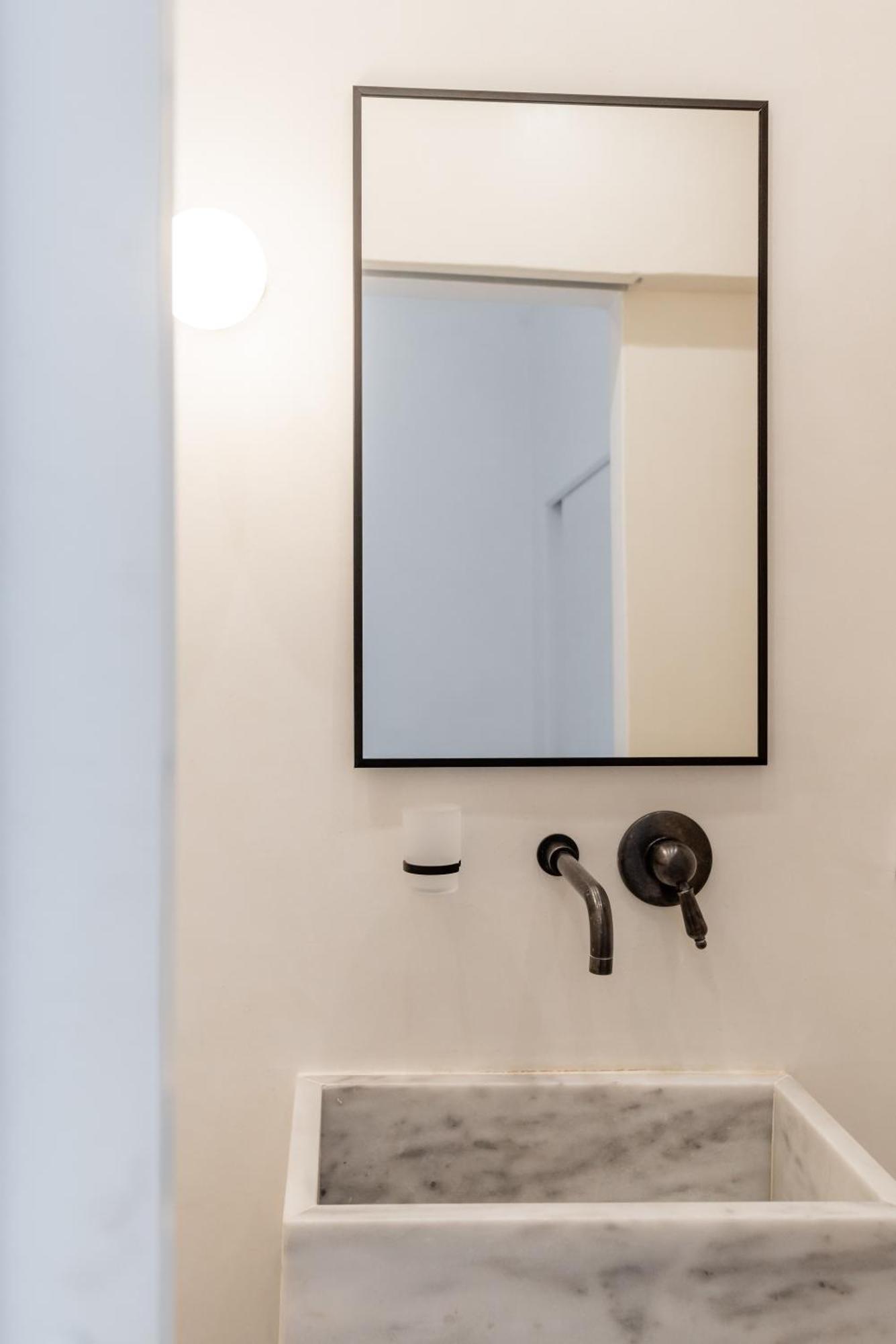 Aniko Suites White Alley Mykonos Town Exterior photo
