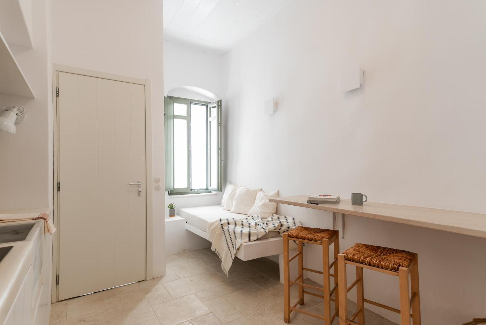 Aniko Suites White Alley Mykonos Town Exterior photo