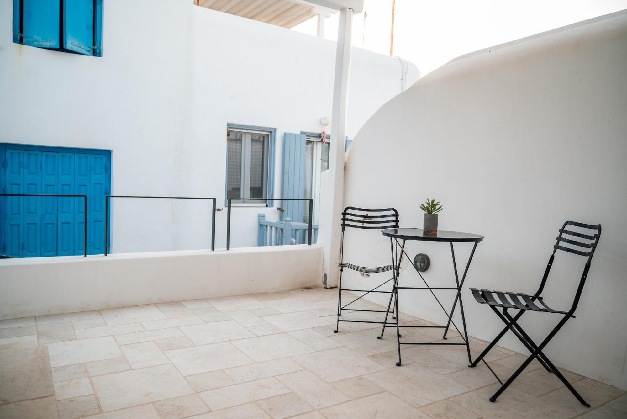 Aniko Suites White Alley Mykonos Town Exterior photo